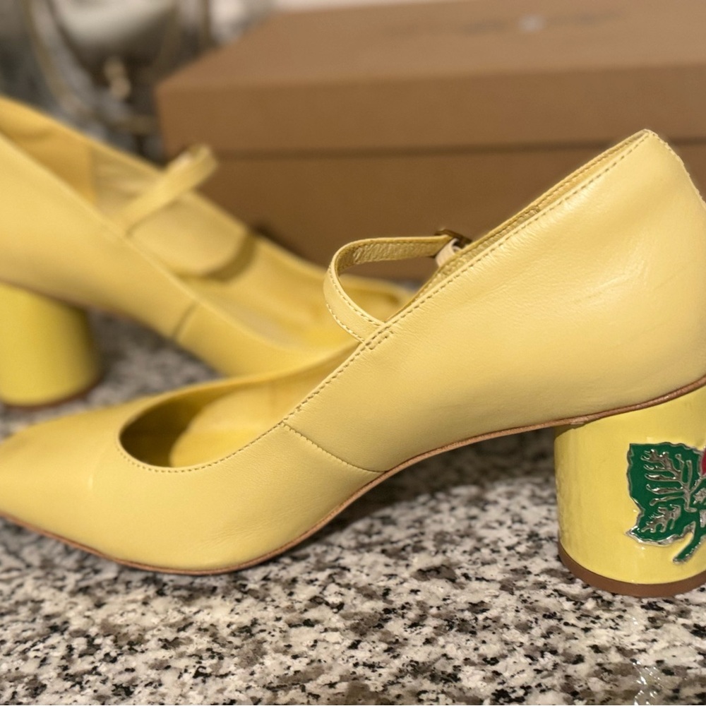 RARE CHARLOTTE STONE WINNIE HEEL - BUTTER - Picture 4 of 10